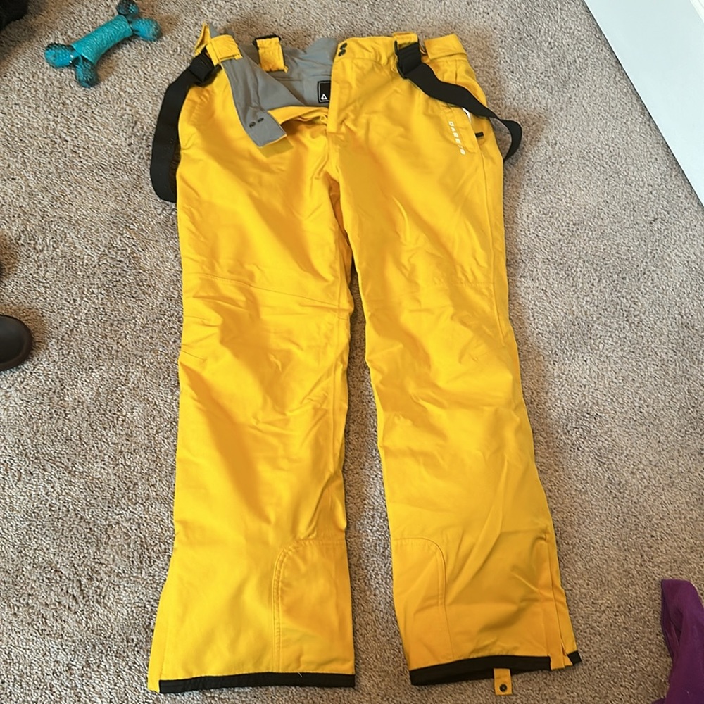 Snowboarding Bibs - image 4